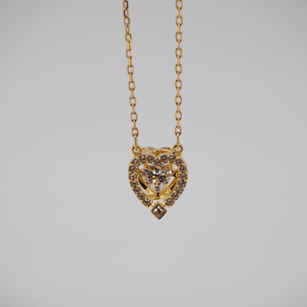 SWAROVSKI Sparkling Dance Heart Necklace - White - 5284190